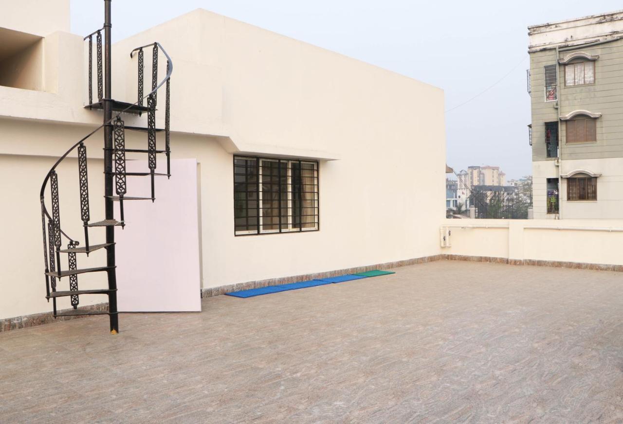 Radharani Apartment Kolkata Exterior photo